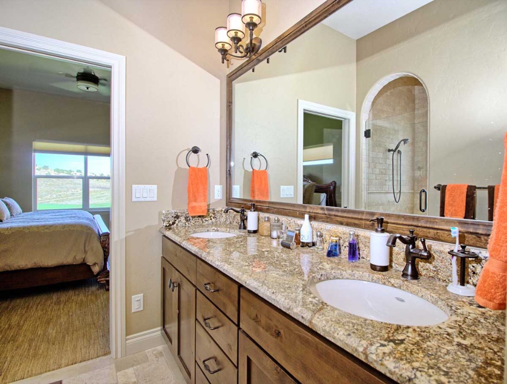 Hillview Drive Rustic Contemporary 11