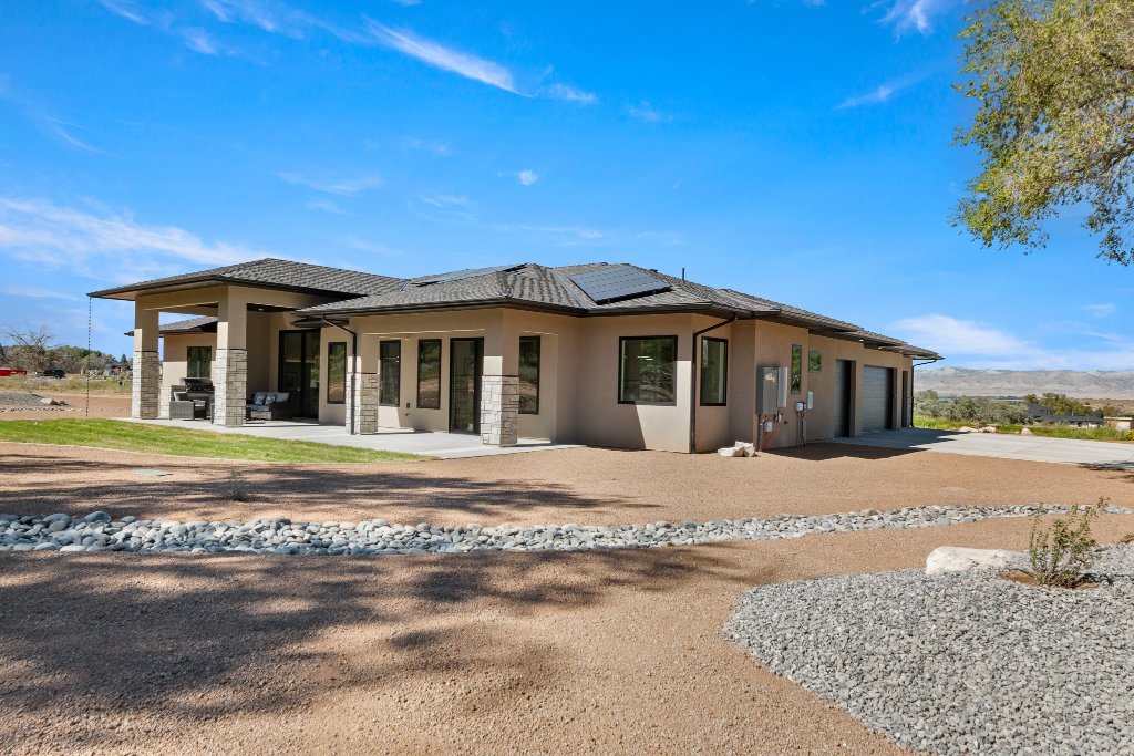 Soaring Eagle custom home Grand Junction