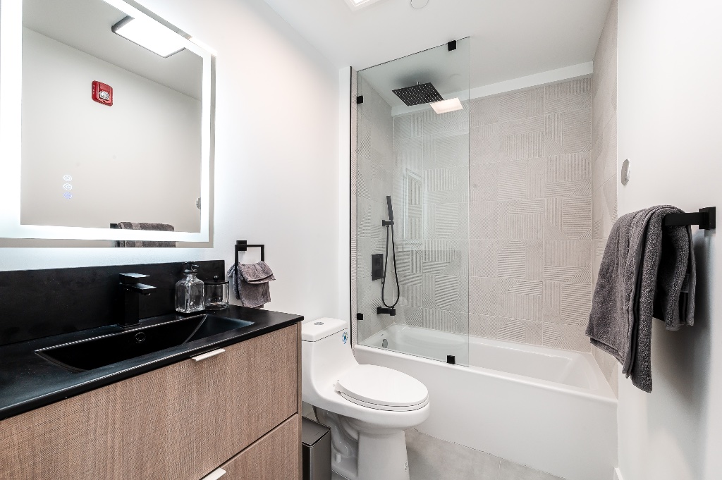 Milan Aventura Hotel - Bathroom
