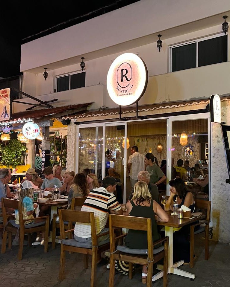 Rusticco Restaurante & Bar