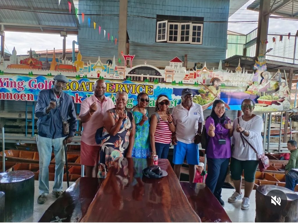 Group Tour — Damnoen Saduak Floating Market