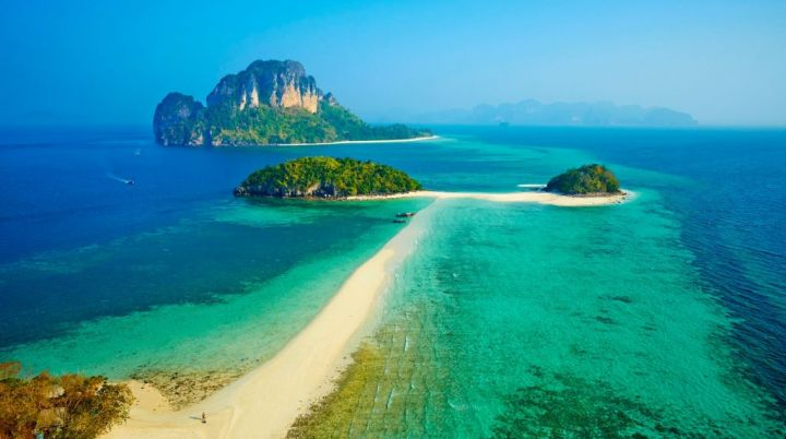 7 Islands by Big Boat/Speedboat