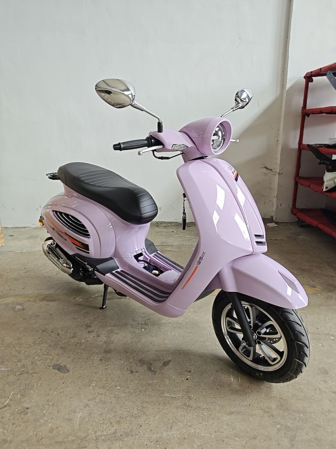 ROMA 125 — Lilla