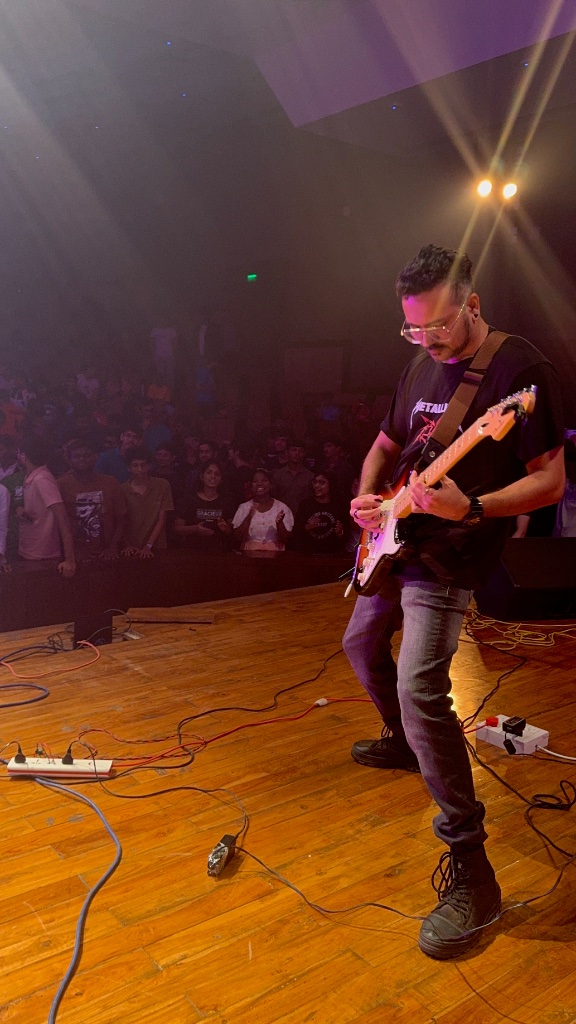 Joel Mogera live performance