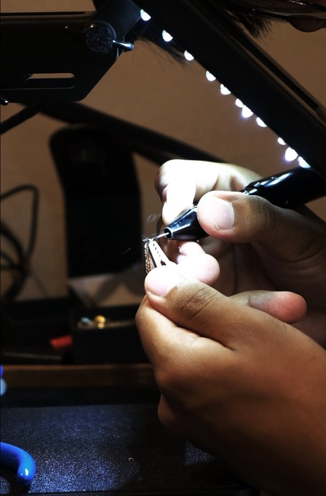 LEARN JEWELLERY SKILLS IN FLORENCE
