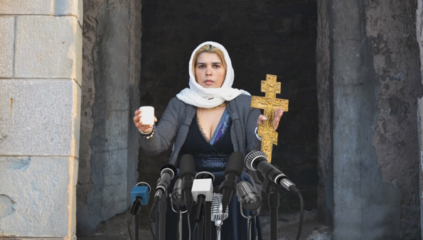 Clarvăzătoarea Elena Laura - Regina Magiei Albe