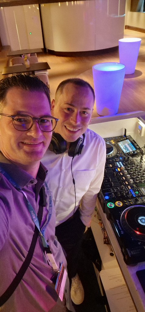 Blue Rhapsody – DJ Abend