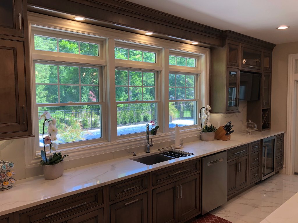 Luxury Kitchen Sink Wall with Garden View
