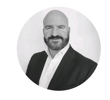 Peter — Accountant specializing in taxi driver tax