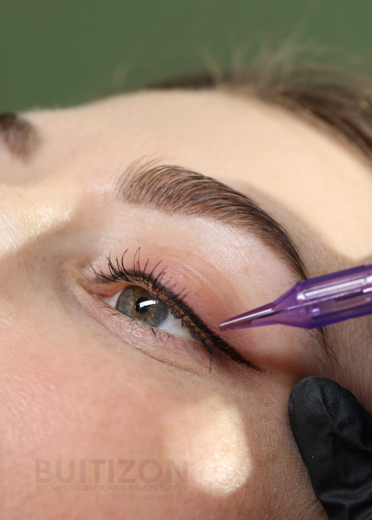 Classic Eyeliner