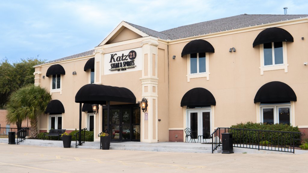 We helped Katz 21 fill their private dining calendar with 30+ booked events.