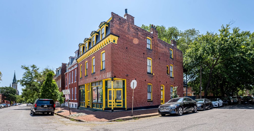 1024 Allen Ave