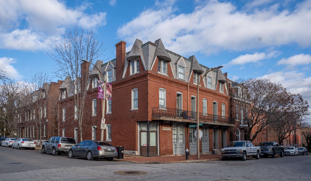 1019 Allen Ave — Soulard