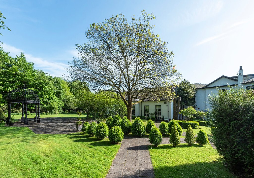 Statham Lodge