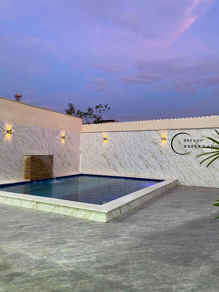 Piscina - foto 1