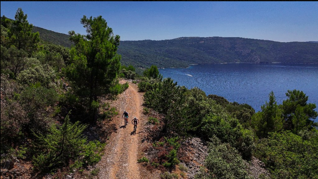 Cres