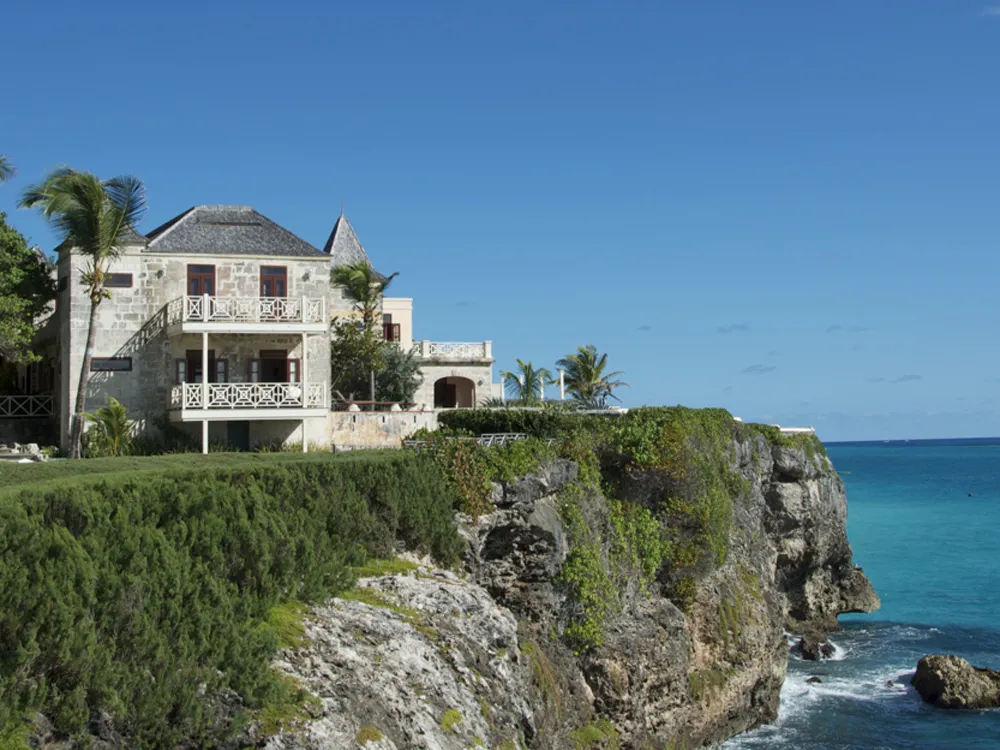 Island Perimeter Drive