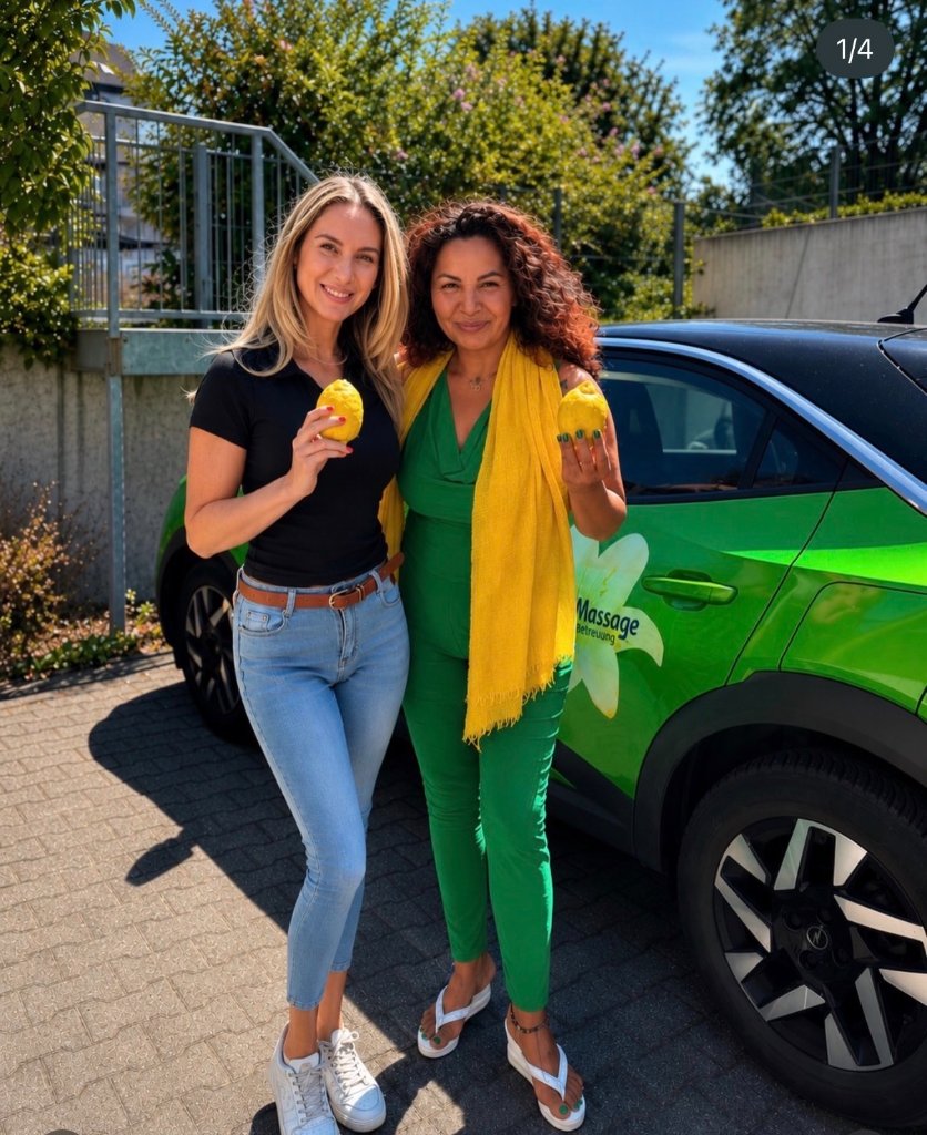 Redakteurin Nina (Lemon Times) mit Maria von Brasil Massage Düsseldorf – Lemon Deal