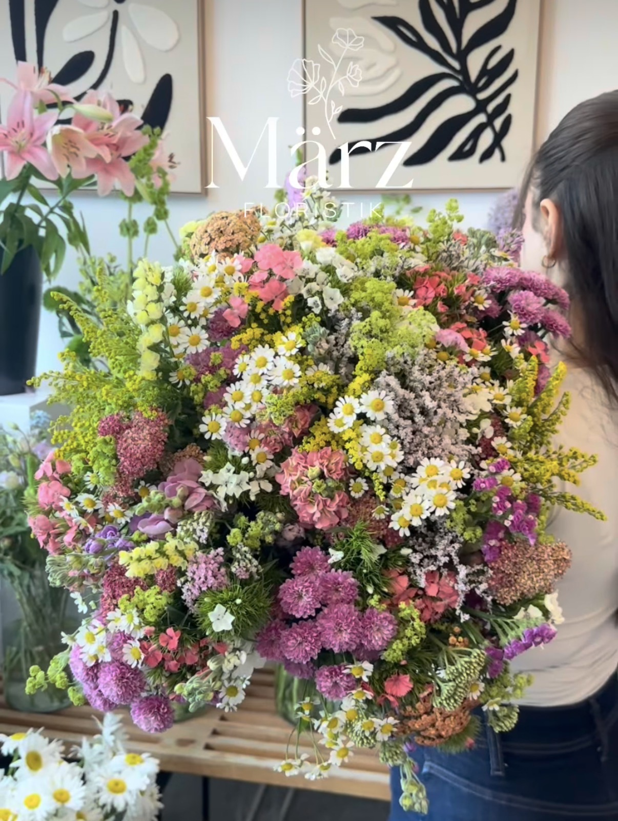 Blumengeschäft Düsseldorf I März Floristik I Lemon Times Blumengeschäft Düsseldorf I März Floristik I Lemon Times