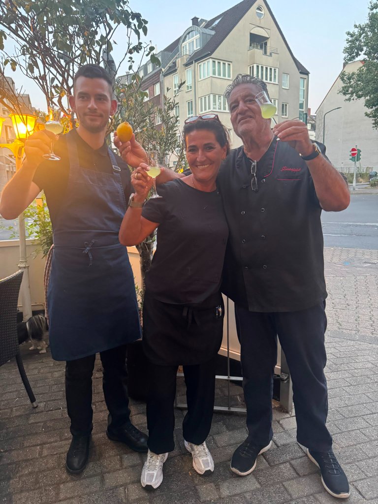 Da Giuseppe Italiener Benrath – Inhaberin Emanuela Coccomini mit Familie, Lemon Times