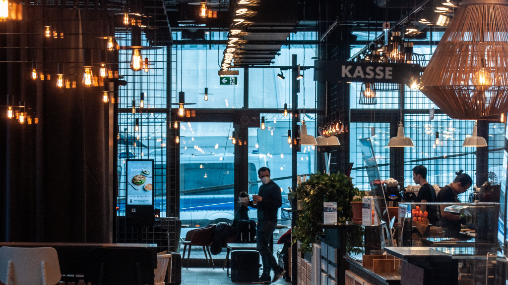Lemon Times Online Magazin Düsseldorf – Sommerloch in der Gastro: Tipps für mehr Umsatz im Sommer 2026 – Sommerloch, Gastronomie, Restaurant Marketing, Sommer Umsatz, Lemon Brand, Düsseldorf, Gastro Marketing, Sommerloch 2026, Restaurant Düsseldorf, Gastro-Tipps Sommer