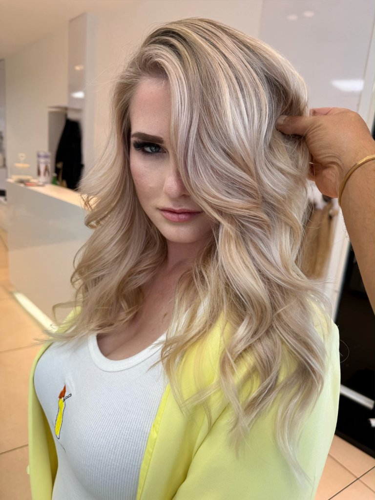 By Senjuel Hairdesign Benrath – Blonde Expert Balayage und Blondnuancen | Lemon Times
