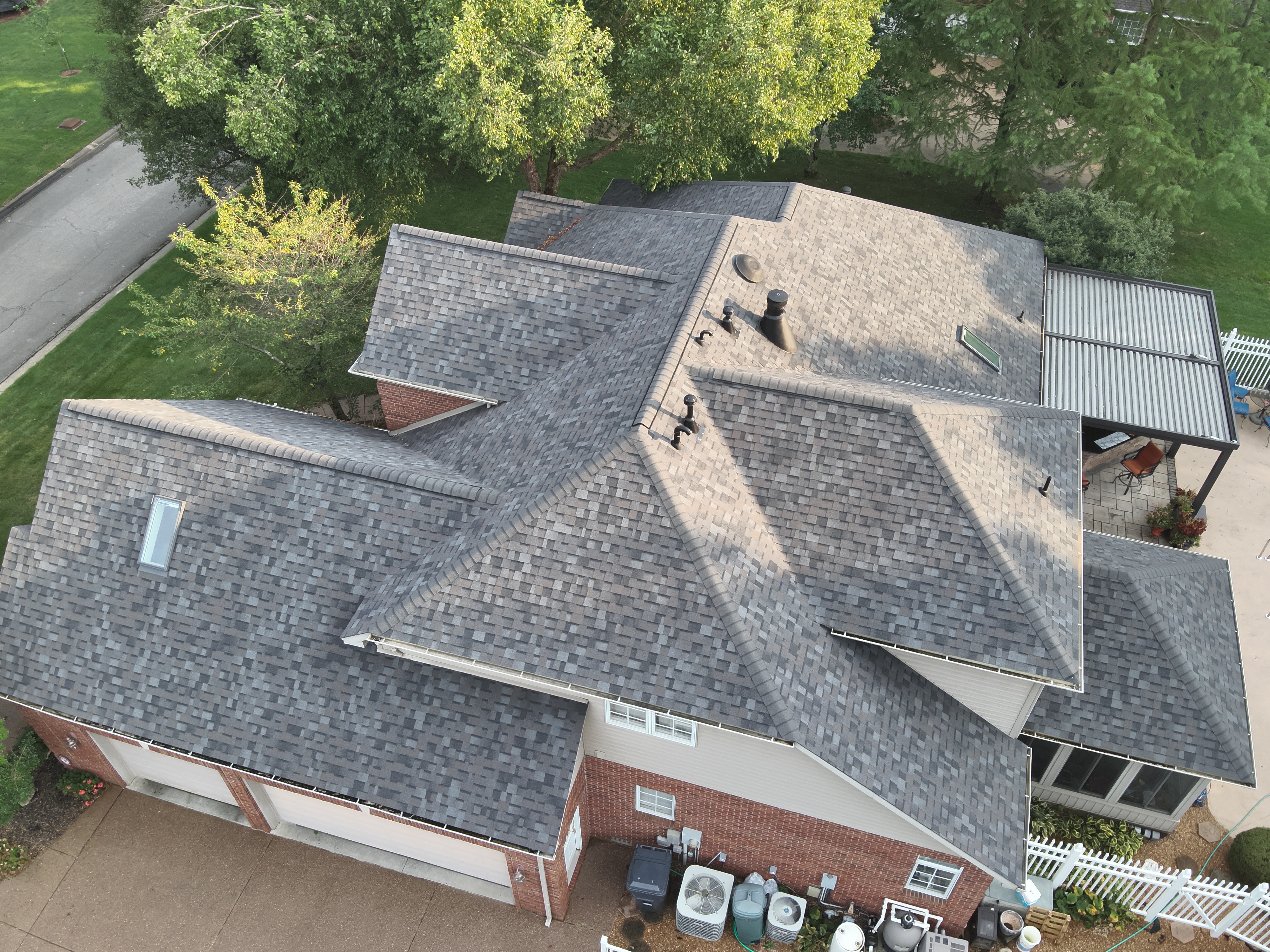 Before - Owens Corning Duration Williamburgh Grey