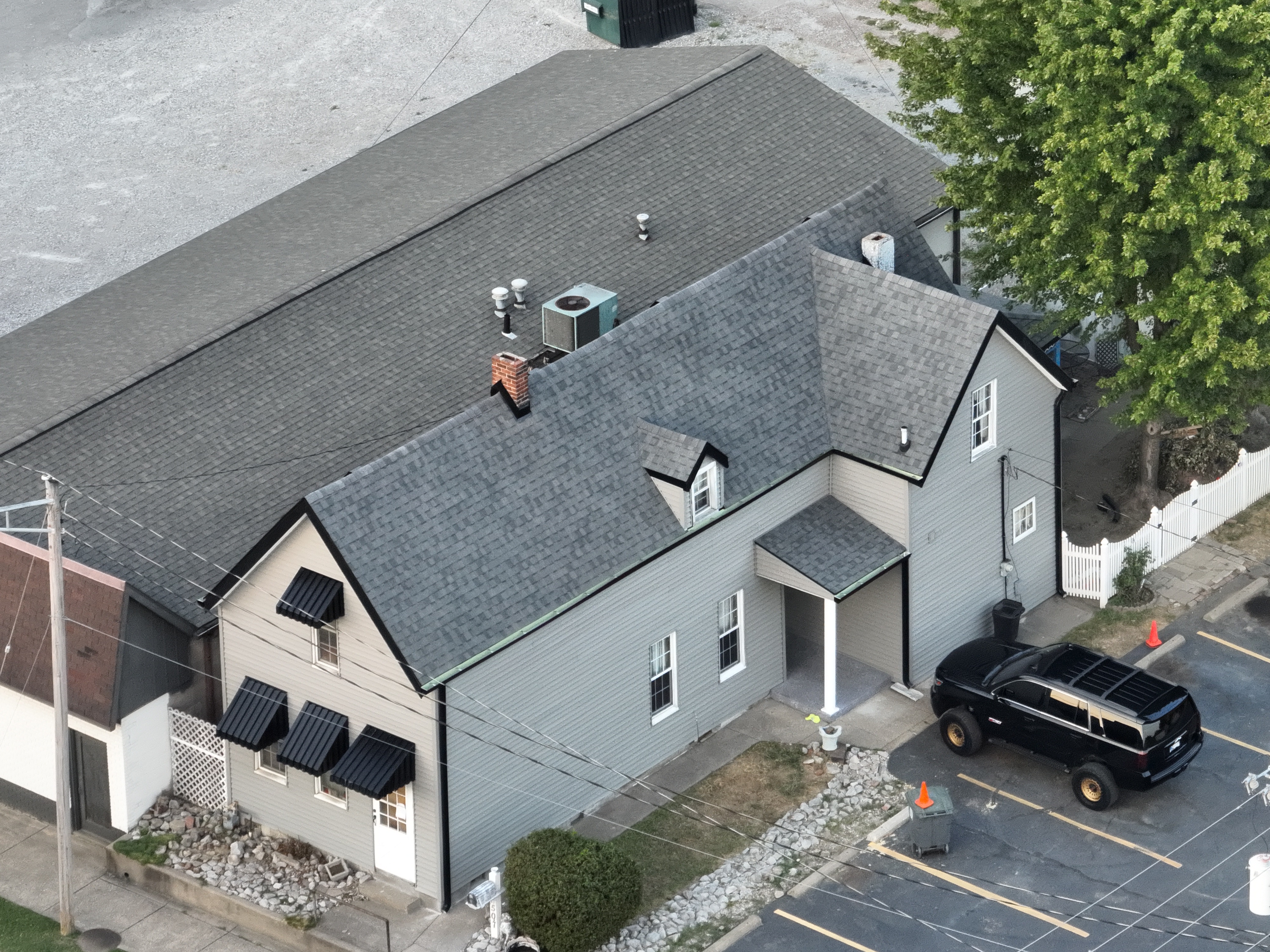 Before - Tamko Titan XT Virginia Slate Roof and Norandex Premium Smoke Siding