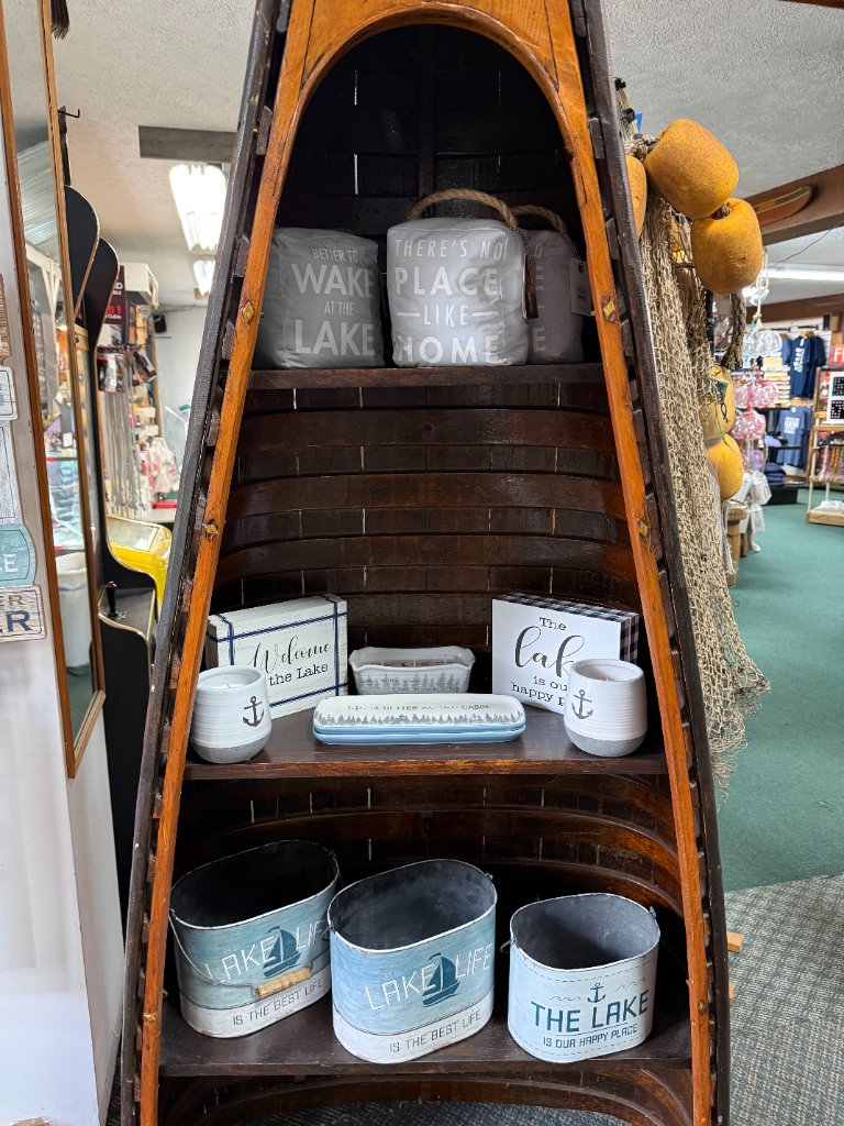 Pocono Boat House home décor