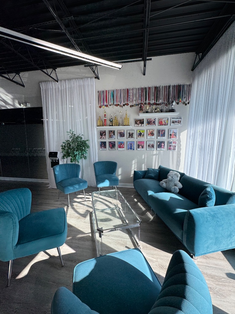 Studio Lounge
