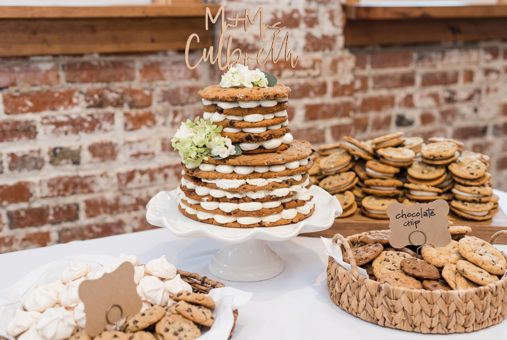 Cookie cake with Mr & Mrs Culbreth topper