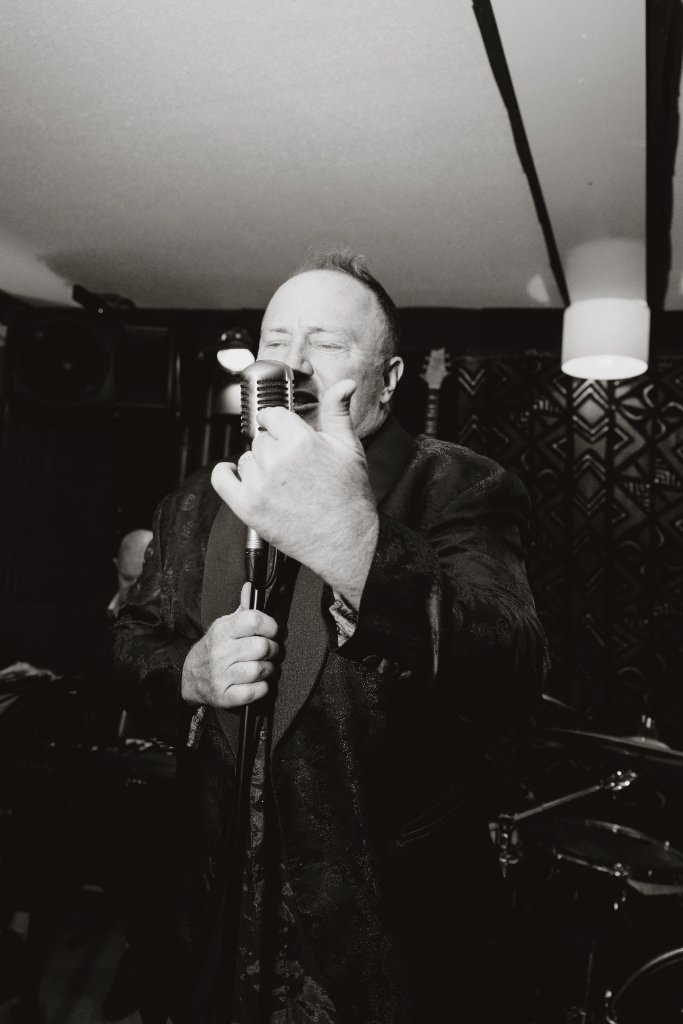 GT — Vocals
