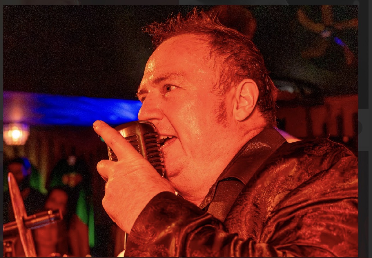 GT — Vocals