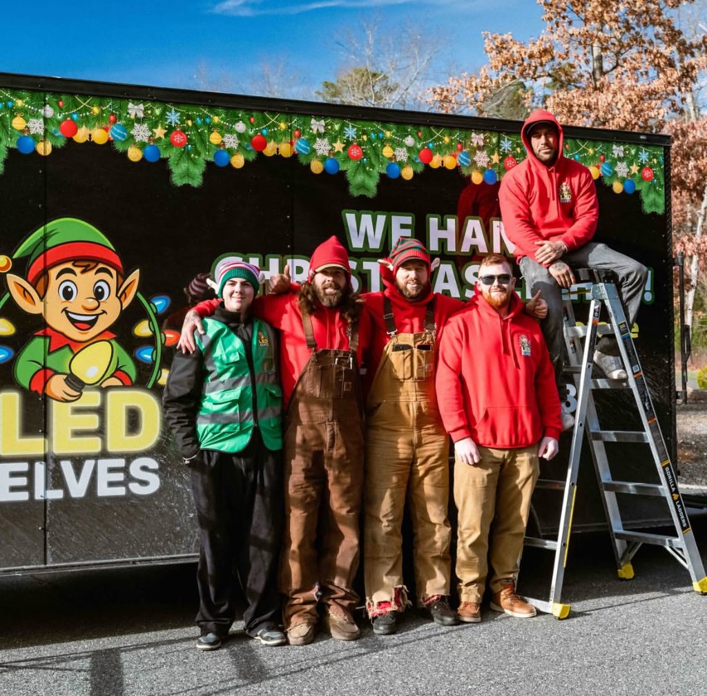 LED Elves