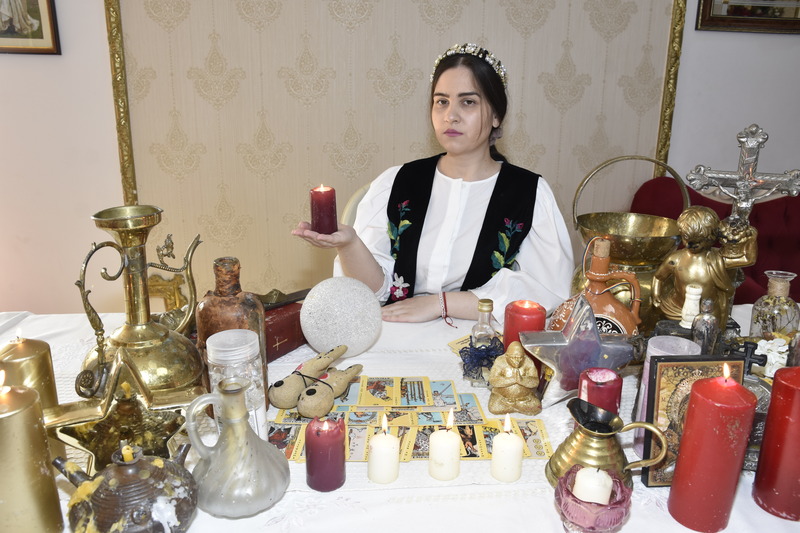 Ritual cu lumanare rosie