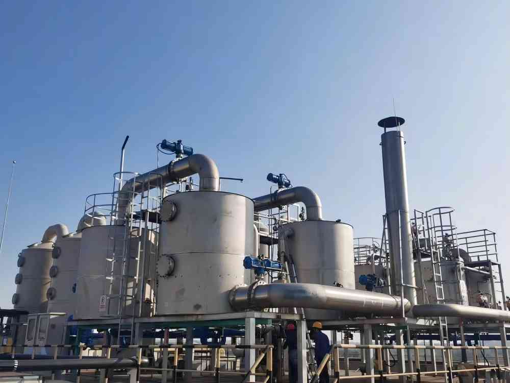 Hydro-finishing plant