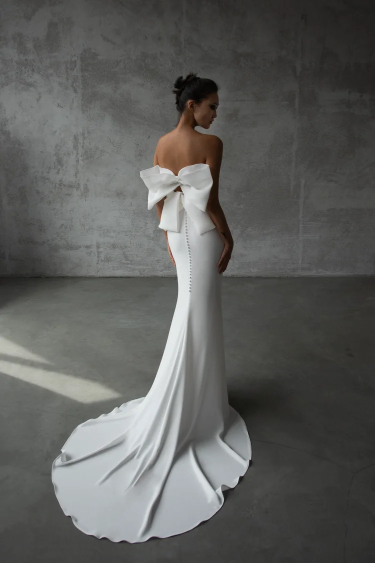 Ivory Bow-Back Mermaid Gown