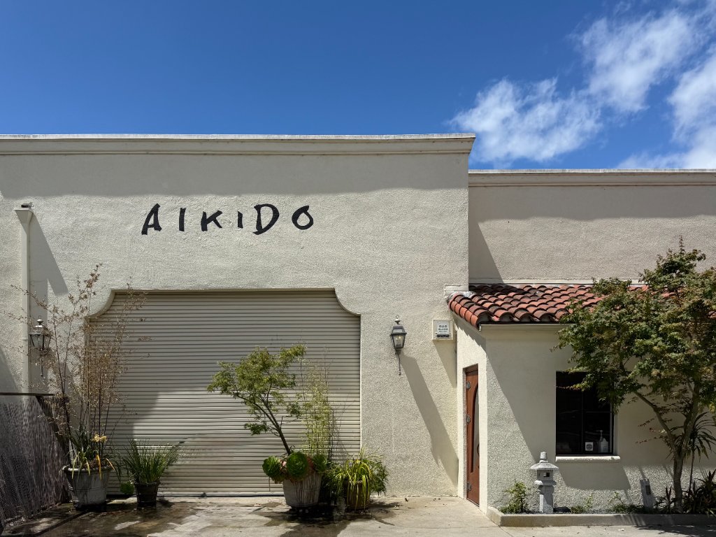 121 North Milpas Street — class location