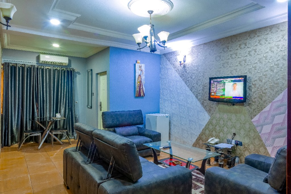 LUXURY ROOMS