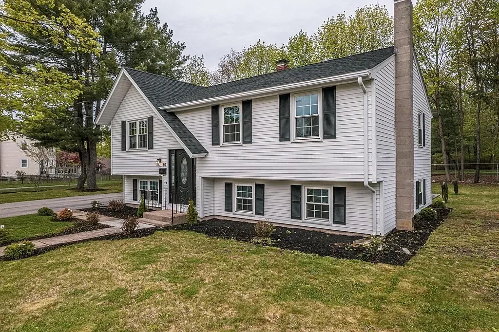 Suburban Full Exterior