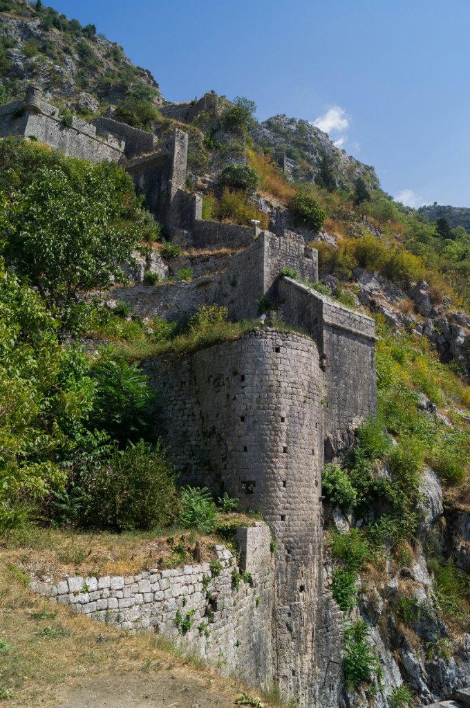 Couple, Kotor overlook