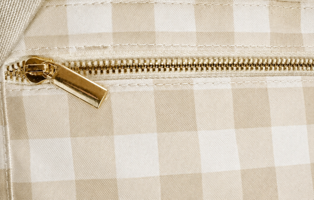 Cream Gingham color swatch