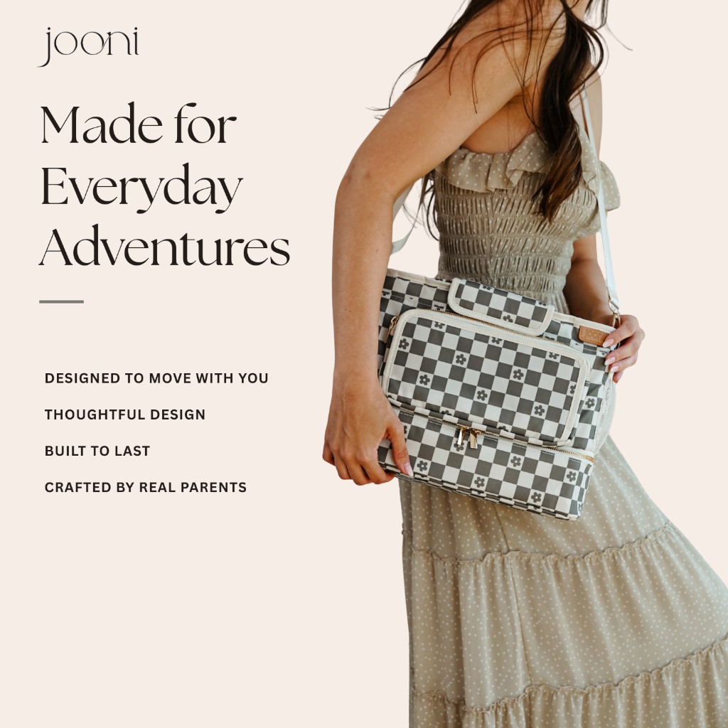 JOONI Daisy Check Sage stroller caddy story 5