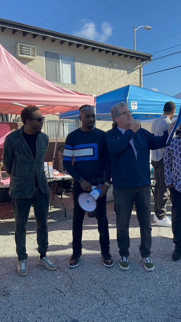 City Official Addresses the Crowd at Hill City Church LA Partnership Event