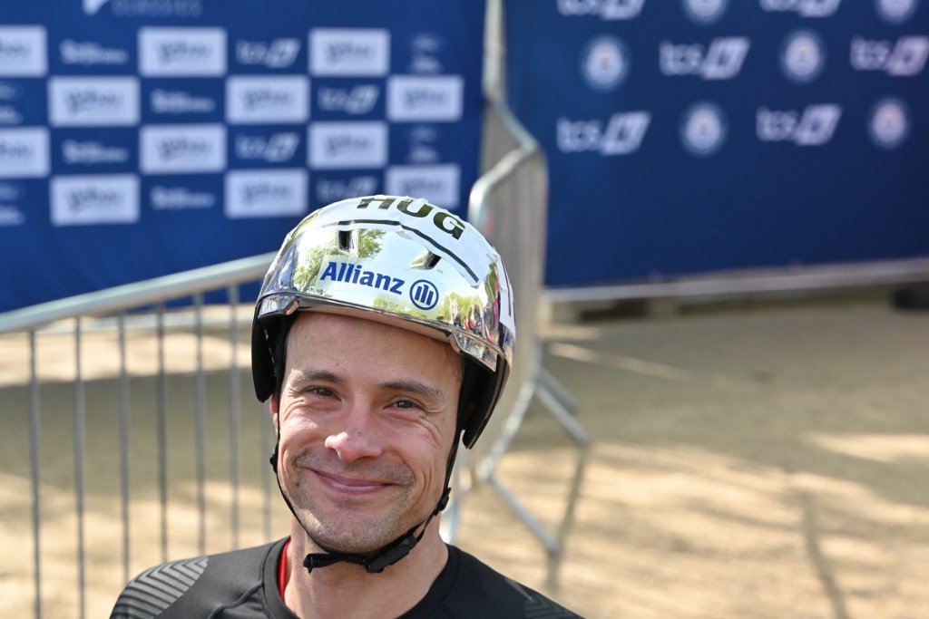 Marcel Hug smiling at the finish of TCS London Marathon 2026