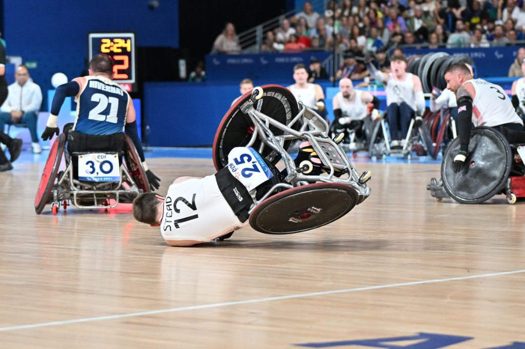 Stead No.12 inverted on the floor during Paris 2024 wheelchair rugby GBR vs FRA match