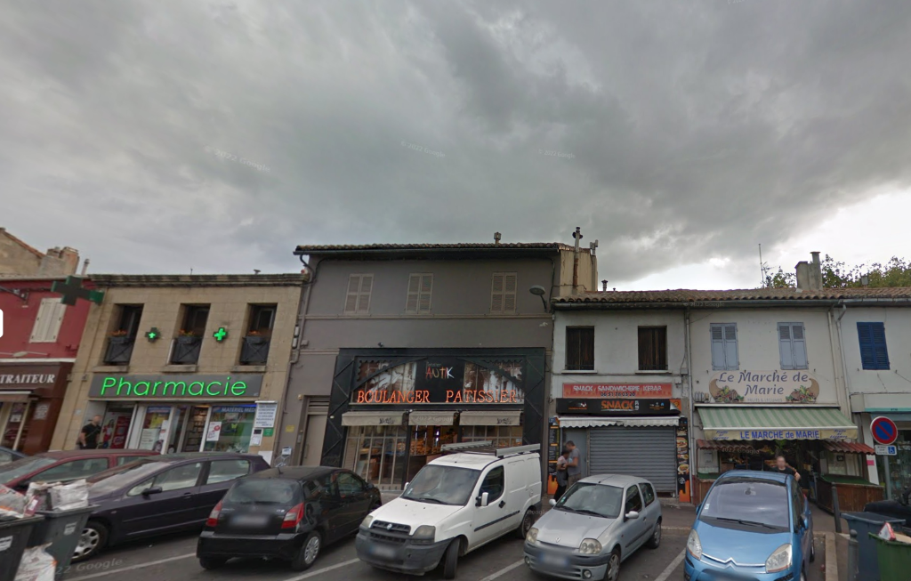 2014 — Naissance de la marque L'Atelier Antik, L'enseigne familiale prend son nom — grandir sans jamais cesser d'être artisan
