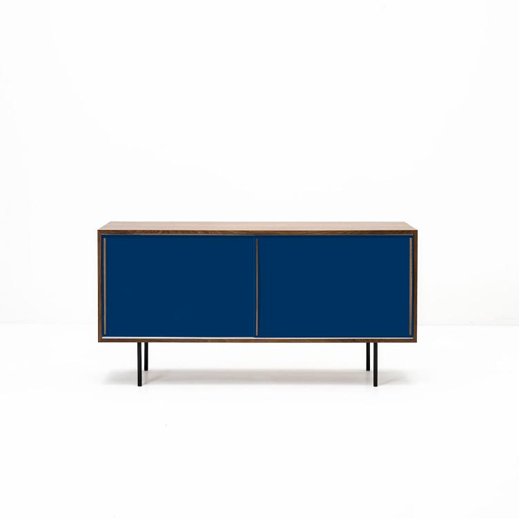 Kurt Thut Sideboard S943 Nussbaum | Spezialausführung dunkelblau