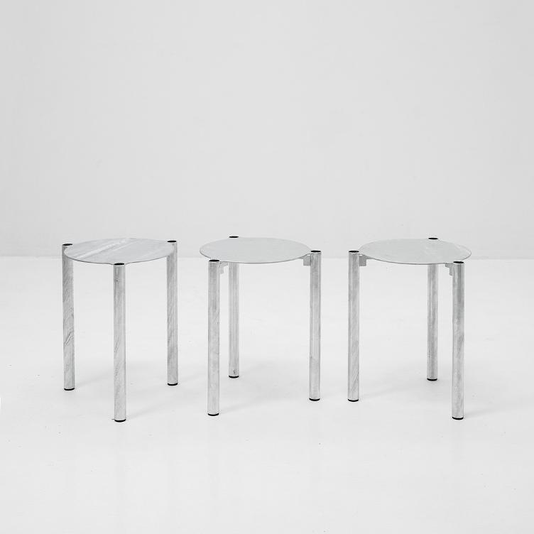 Hocker 001-Z | empty space | Indoor & Outdoor