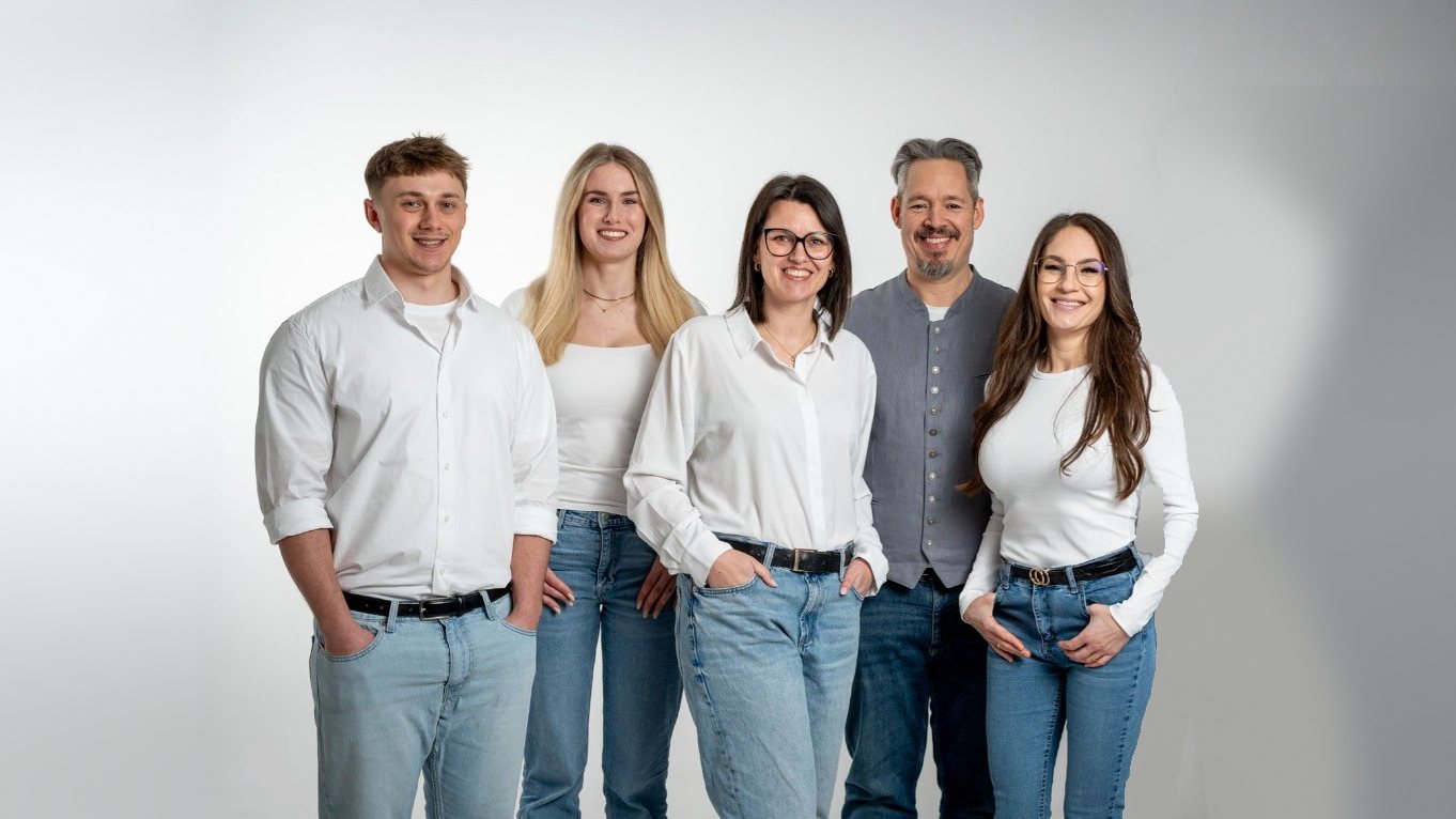 Team von Webfeinschliff in Würzburg.